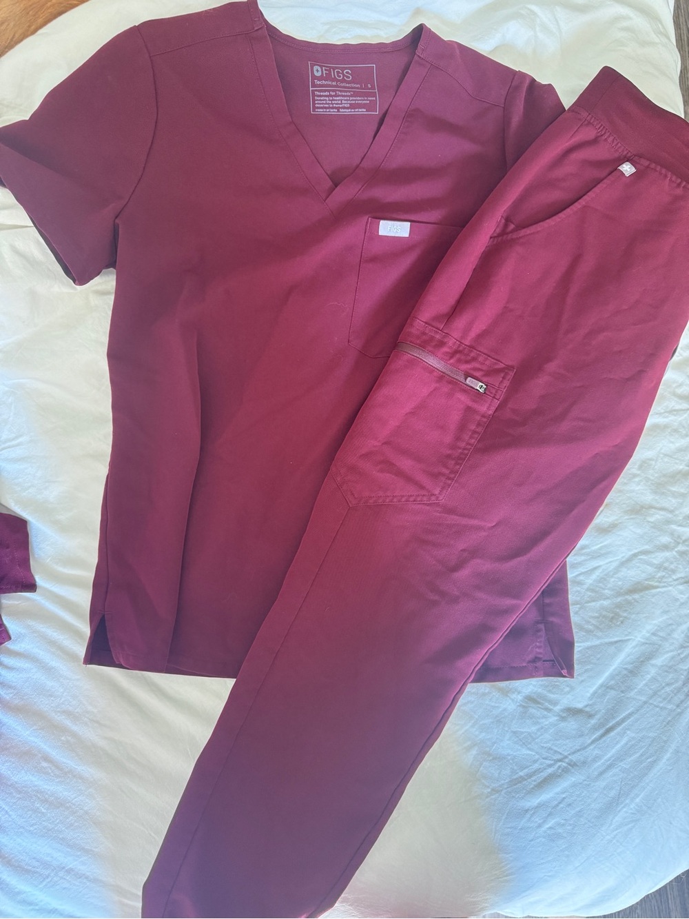 FIGS Technical Collection V-Neck Scrub Top in Burgundy